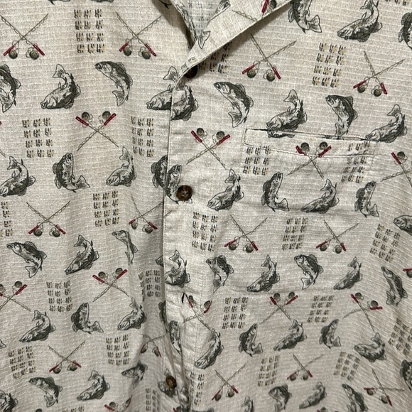 Woolrich All Over Print Bass Fishing Short Sleeve Button Down size XL - Picture 3 of 5